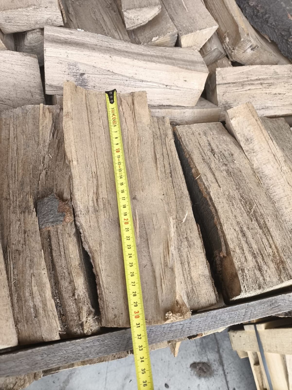 Lenha de faia – 40 metros cúbicos, seca e pronta a usar, já disponível em Portugal. - Imagem de 9