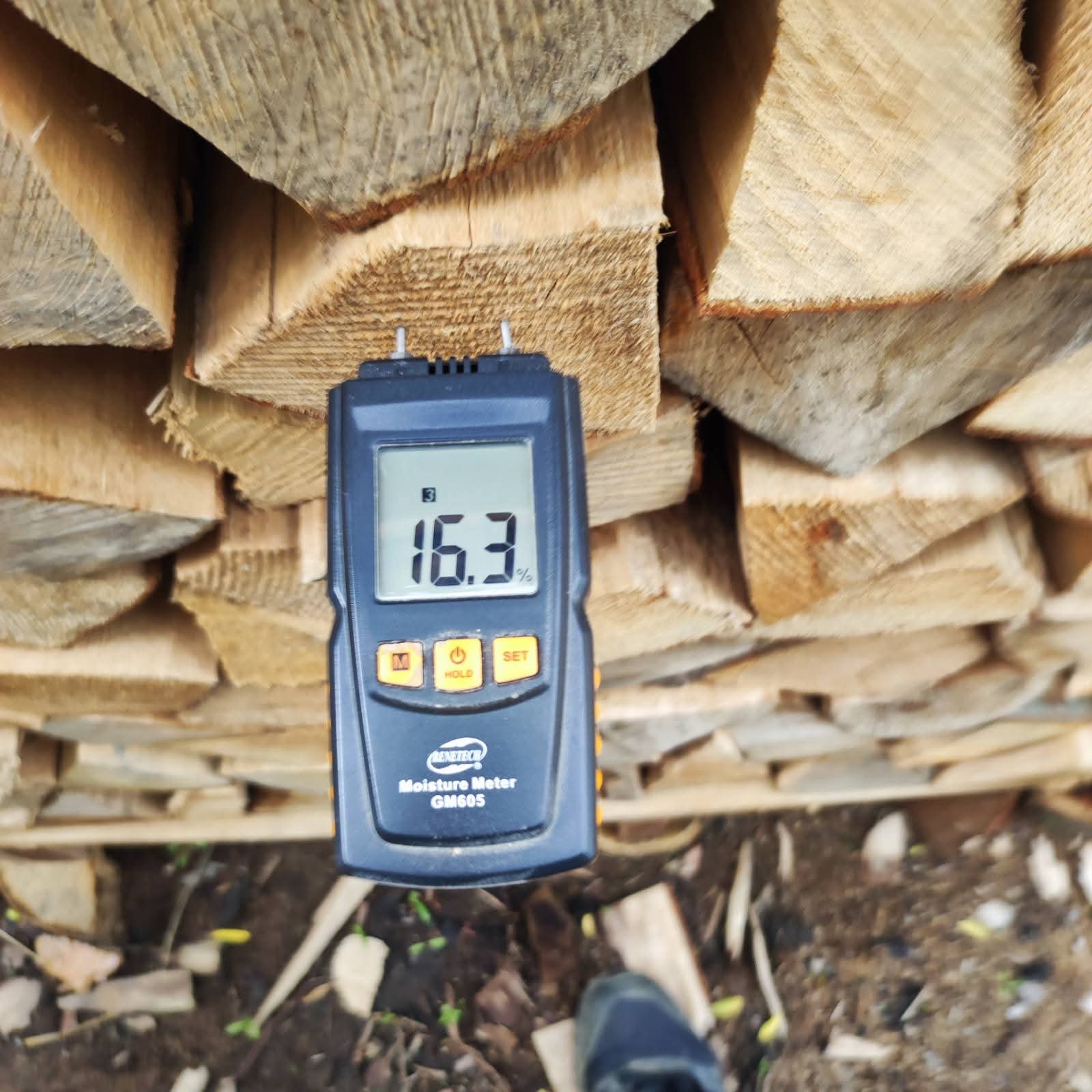 Lenha de faia – 40 metros cúbicos, seca e pronta a usar, já disponível em Portugal. - Imagem de 10